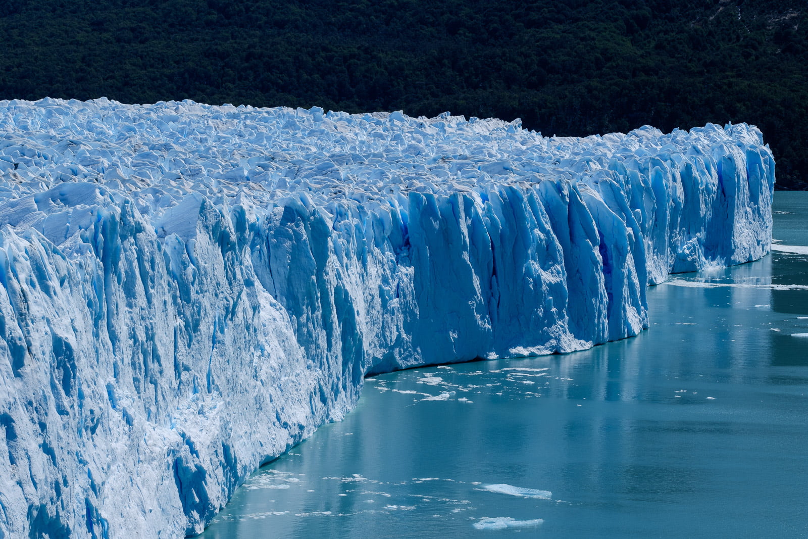 El Calafate Et Le Glacier Perito Moreno Trait De Fraction